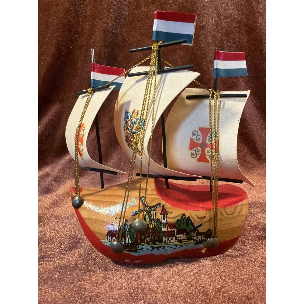 Miniature Boat Wooden Shoe Carved Clog Dutch Painted‎ Gift Home Decor Collection